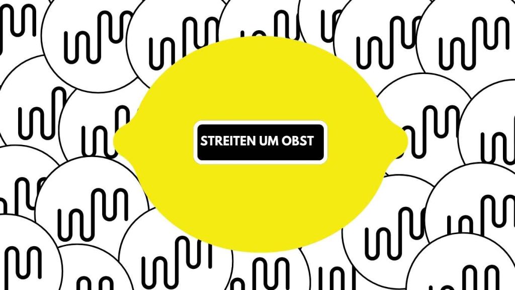 Headerbild Blog, Zitrone mit Schild "Streiten um Obst", im Hintergrund das Logo von Studio Wundermaterial.